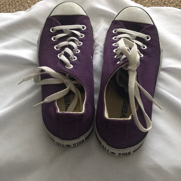 Purple converse - Picture 4 of 4
